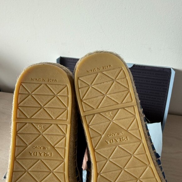 NWT Prada Espadrille Flat Shoes In Blue Canvas Embossed Triangle Logo Sz 35 - Picture 12 of 12